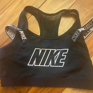 Nike sports bra with cute straps. Size medium.